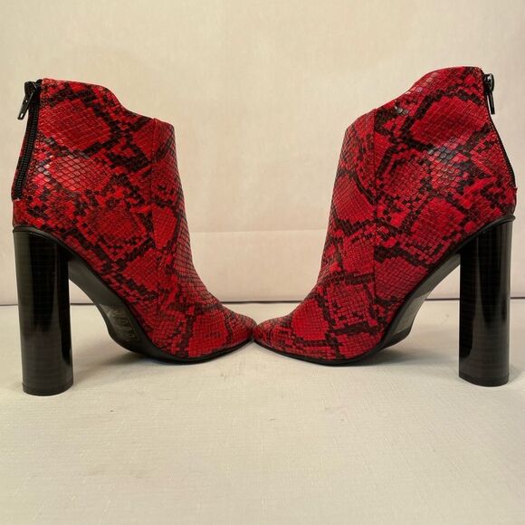 Red Snake Print Women's Ankle Boots Size 8 NWOB - Picture 6 of 7